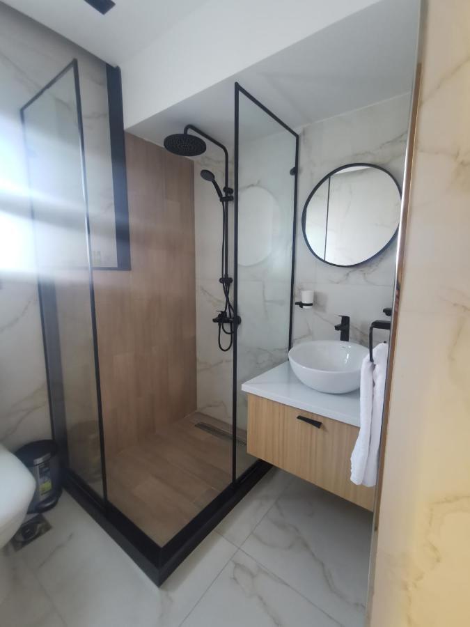 Green Plaza Inn "'Business &Families Only"' Alexandria Bagian luar foto