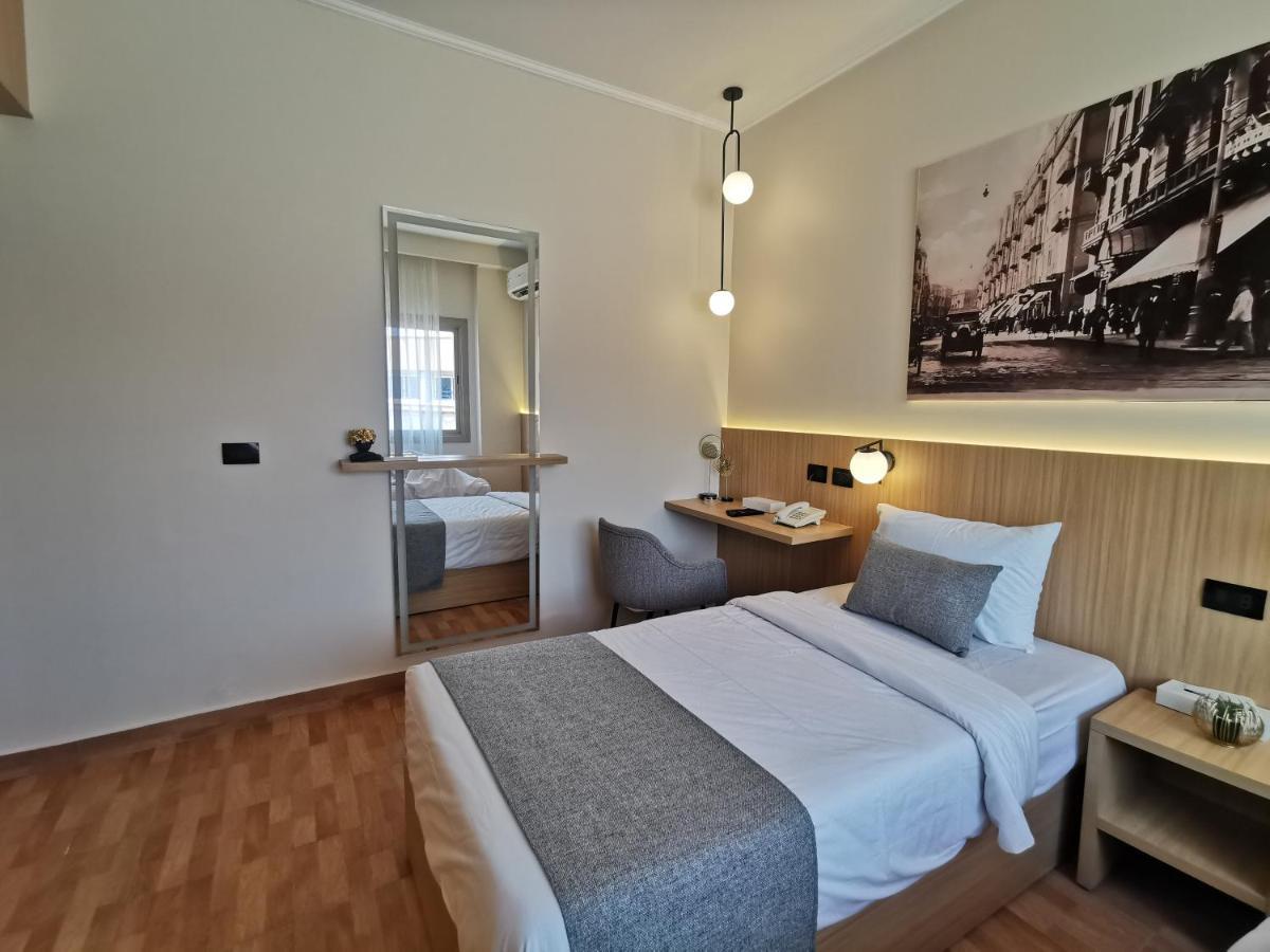 Green Plaza Inn "'Business &Families Only"' Alexandria Bagian luar foto