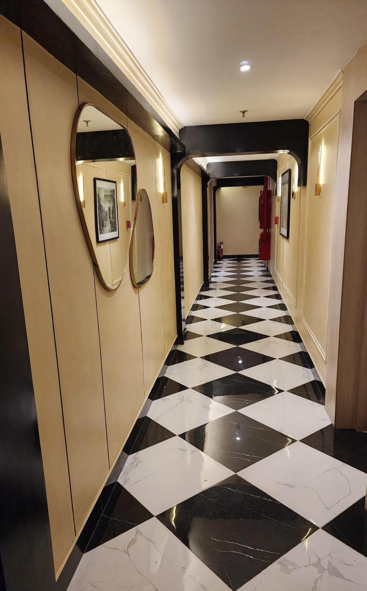 Green Plaza Inn "'Business &Families Only"' Alexandria Bagian luar foto