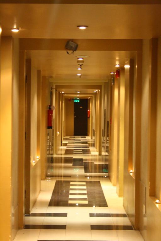 Green Plaza Inn "'Business &Families Only"' Alexandria Bagian luar foto